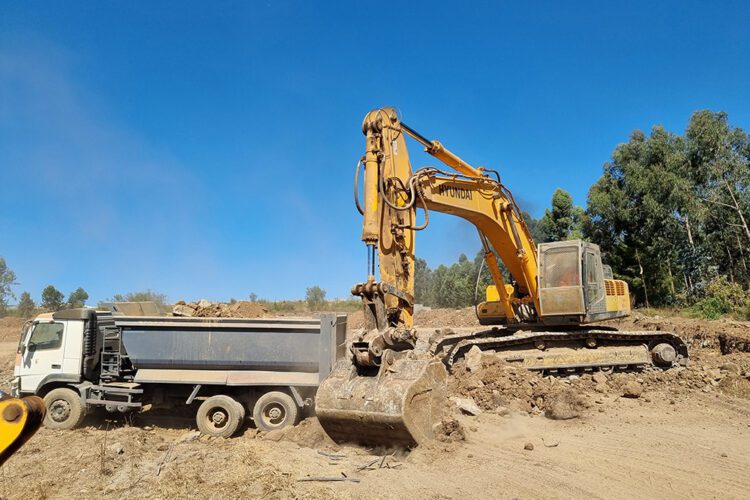 Maximizing Efficiency on Your Construction Site with the Right Equipment